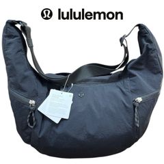【新品】【倉庫直販】lululemon / ルルレモン ラージ スラウチー スリングバッグ 13L Large Slouchy Sling Bag