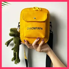 ★スタッフおすすめ★身軽にお洒落を楽しめるミニショルダーバッグ  小さいながらも存在感があるミニショルダーバッグ外に付いた 上品　おすすめ おしゃれ　★売れ筋★　人気 高見え　高級感
