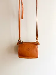 IL BISONTE  イルビゾンテ    レザーショルダーバッグ
