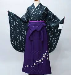 2024年最新】半衿 刺繍 黒の人気アイテム - メルカリ