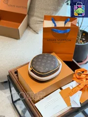 LOUIS VUITTON ボアット・シャポー・スープル MM 小円形バッグ ? 2025年最新コレクション [本日特価|新品未使用品]-WT0輸入-IO31