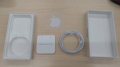 iPhone　SE　空箱です。iPhoneは入っていません。