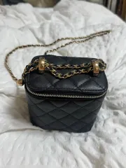 チェーン キルティング ブラック ミニバッグ