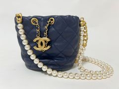 CHANEL シャネル マトラッセ ミニ ショルダーバッグ パールチェーン ポーチ 斜め掛け カーフスキン ネイビー ゴールド 31番代 AS2529 美品