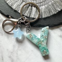 amazonite×glas stone レジンイニシャルキーホルダー　Y