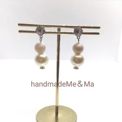 No,216 コットンパール風ビーズとジルコニアストーンのポストピアス