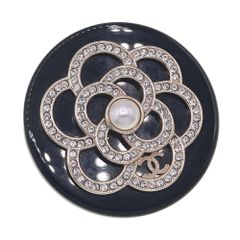 CHANEL フェイクパール ココマーク ゴールド ブローチ 美品 - メルカリ