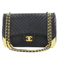 シャネル CHANEL  ショルダーバッグ Vステッチ