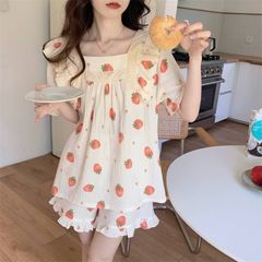 愛らしい　綿100% イチゴ柄　レディースパジャマ　　上下半袖　半ズボン　春夏用　2023春新作 ゆるふわ　フルーツ柄可愛い
