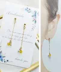 スワロフスキーパールとトパーズのゆらゆら　ハンドメイドピアス・イヤリング