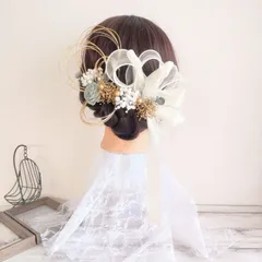 髪飾り ドライフラワー＊結婚式 成人式 卒業式 和装 打掛 振袖 袴~ソラローズ リボン ユーカリ~くすみブルー ホワイト 青 白 11本