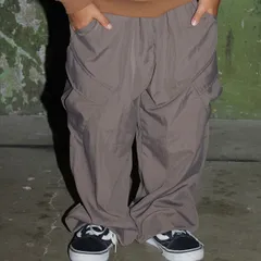 新品未使用 子供服 PAIRMANON STREET ペアマノンストリート パラシュートパンツ ナイロンカーゴパンツ グレイッシュベージュ 110〜160