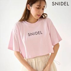 【爆速配送】【新作10%OFF】【即納】 スナイデル SNIDEL トップス 25春夏 SNIDELロゴTシャツ ショート丈 半袖 swct251224