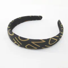 【希少】FENDI フェンディ カチューシャ 希少 美品 即完売品 匿名配送 FENDI(フェンディ) ロゴカチューシャFXQ646 FXQ646 ブラウン