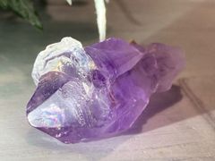 カルサイト共生✨ レインボー　アメジスト ラフストーン　原石　紫水晶