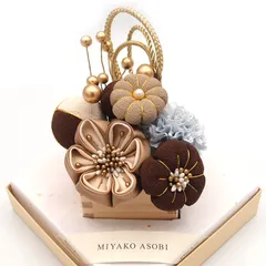 髪飾り ９点セット 京都 西陣 和小物 京あそび MIYAKO ASOBI 枡 茶色 成人式 花 和風 浴衣 着物 振袖 袴 七五三 子供 結婚式お呼ばれ 卒業式 入学式 コーム 髪留め 日本製 送料無料 W 85 MU-4-807 w723　Si