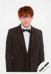 【中古】生写真(ジャニーズ) Travis Japan/松倉海斗/上半身・衣装黒.白・両手下・目線右/「Travis Japan LIVE TOUR 2020 ENTER 1234567」グッズオフショット/公式生写真