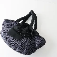 TO BE CHIC トゥービーシック ビッグリボン付き かご調 トートバッグ /ブラック系 ハンドバッグ【2400013408585】のサムネイル