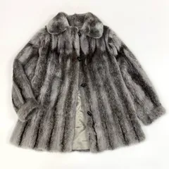 2025年最新】REVILLON 毛皮 コートの人気アイテム - メルカリ