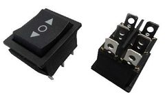 新品 左右がモ ーメンタリ 真ん中がOFF モーター用 2回路2接点ロッカースイッチ 2個入 モーメンタリ ＜swp-154＞ ＜ON＞-OFF-＜ON＞