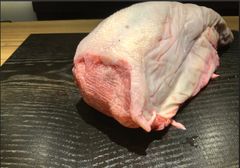 国産牛　牛タンブロック　1.59kg  (熊本)のサムネイル