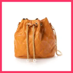 ★スタッフおすすめ★キルティングデザインゴールドチェーンミニショルダーバッグ  キルティングデザインがおしゃれな巾着型ショルダーバッグ。 上品　おすすめ おしゃれ　★売れ筋★　人気 高見え　高級感