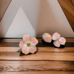 No.14　ピアス 花 サクラ 誕生日 女性 フラワー モチーフ   花びら  お祝い バースデー プレゼント アクセサリー ジュエリー かわいい レディース 雑貨 お洒落 女子 人気　開店　セール　クーポン