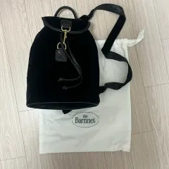The Barnnet ザ・バーネット ベルベット リュック BlackVelvet Backpack（リュック）｜The Barnnet（ザバーネット