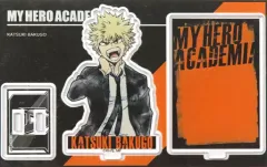 【中古】アクリルスタンド・アクリルパネル 爆豪勝己 アクリルスタンド(カードタイプ) スーツコスチューム REGENERATION 「僕のヒーローアカデミア TOHO animation STORE×baseyard tokyo “REGENERATION” 