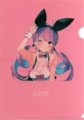 湊あくあ タペストリー がおう まかろん大帝 ホロライブ ホロケット まかろん大帝（がおう先生）】”ホロライブ”湊あくあB2タペストリー | K