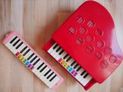 鍵盤ハーモニカ ・トイピアノ　ミニドレミ シール３枚　マステ素材