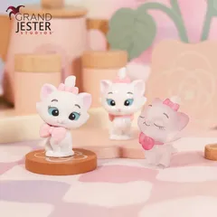 2025年最新】マリーちゃん置き物の人気アイテム - メルカリ