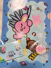 BT21  くら寿司　クリアファイル・缶バッジ・シールセット