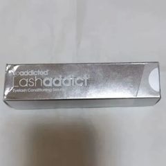 ✨訳ありお買い得品　✨箱にキズあり　新品未使用　ラッシュアディクト まつ毛美容液 5ml 　定価11.000円のサムネイル