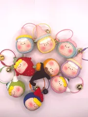 手編み ミニ人形キーホルダー 可愛いストラップ　アクセサリー　編みぐるみ