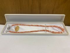 【美品】本珊瑚　ネックレス　レディースアクセサリー　サンゴ