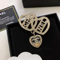 2024年最新】シャネル CHANEL ハートラインストーンの人気アイテム - メルカリ