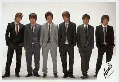 【中古】生写真(ジャニーズ) NEWS/集合(6人)/横型・全身・スーツ・両手ポケット/公式生写真