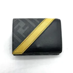 2025年最新】Fendi 三つ折り財布の人気アイテム - メルカリ