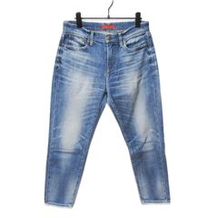 Item thumbnail for item b4d6f390-6539-42ee-88f5-17f4c4315da3