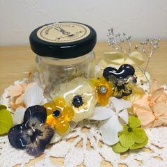 ハンドメイドヘアクリップ　ビオラ　パール　ラインストーン　OT-48