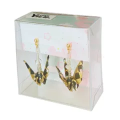 ☆ black ☆ おりづるピアス 4色（赤・ピンク・水色・黒） ピアス 鶴 日本製 イヤリング 耳飾り ぶら下がりピアス ぶら下がり タイプ 吊り下げ 両耳 アクセサリー アクセ 折り鶴 折り紙 かわいい 可愛い おしゃれ オシャレ 着物 浴衣 和装 和服