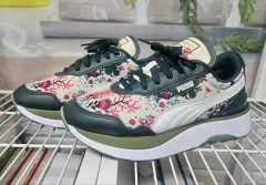 2025年最新】puma libertyの人気アイテム - メルカリ
