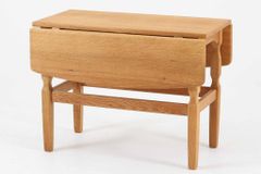 Henning Kjaernulf（ヘニング・ケアヌルフ） センターテーブル（ドロップリーフ） オーク無垢材 幅70cm EGモブラー製 デンマーク製 北欧ビンテージ家具/DK17587