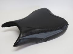GSX1300R ハヤブサ hayabusa 2021 以降 カスタム フロント シート 本体あり 灰Xカーボン調