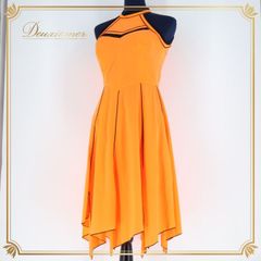 フラメンコドレス オレンジ色 3段フリル ソニアジョーンズ　中古美品 フラメンコドレス オレンジ色 3段フリル ソニアジョーンズ 中古