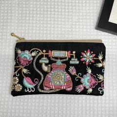インド刺繍リボンポーチ　ハンドメイド