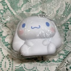 新品未使用品　サンリオ シナモン　貯金箱　当たりくじ