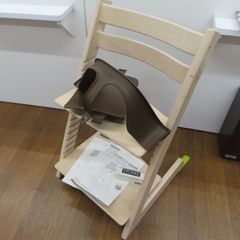 【送料込み】Stokke　トリップトラップ　 ベビーチェア ハイチェア　ベビーセット付　(C4-69)　T