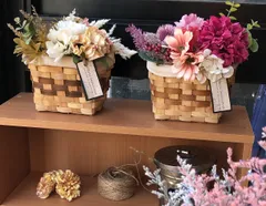 ナチュラルなドライ風花かご　　パープル&レッド系